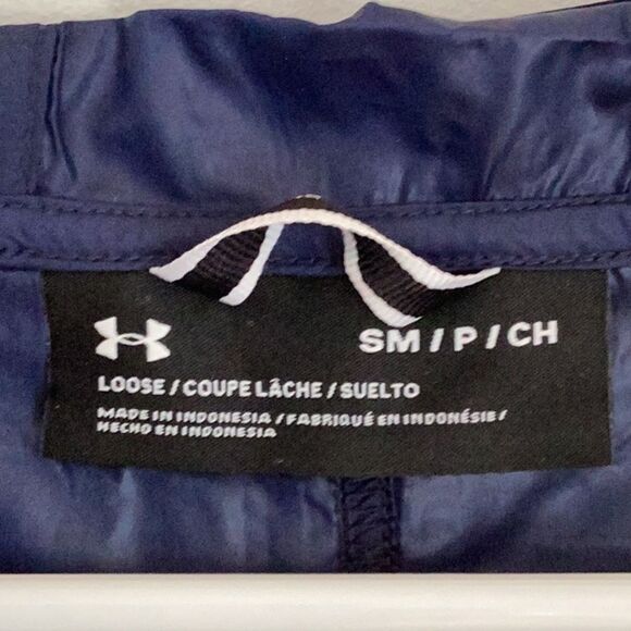 NWT UNDER ARMOUR WOMEN LOOSE CROSS TOWN ANORAK NAVY JACKET WINDBREAKER COATSMALL - Picture 10 of 12